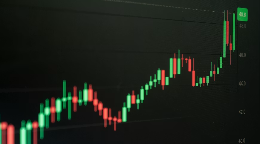 IA: economistas y ejecutivos piden regulación nueva
