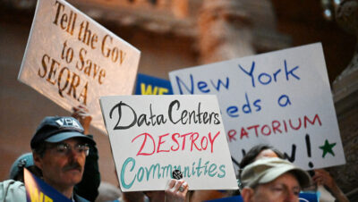 Nueva York congela construcción de centros de datos por un año